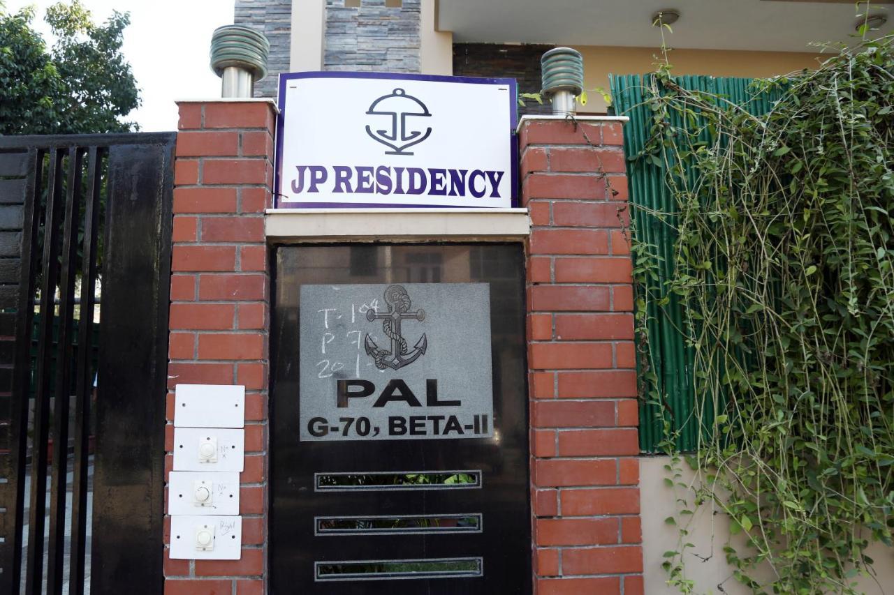 J P Residency Hotel Greater Noida Eksteriør billede